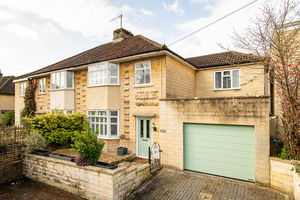 Photo 16- click for photo gallery